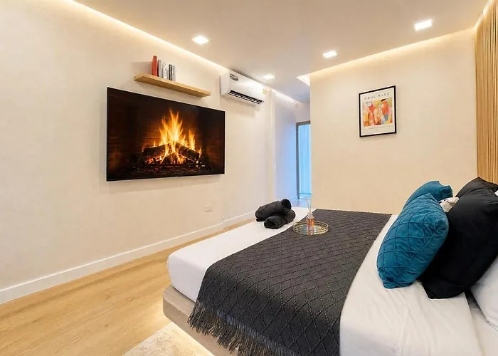 2 Bedroom Luxury & Spacious House In Sathorn