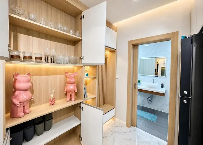2 Bedroom Luxury & Spacious House In Sathorn