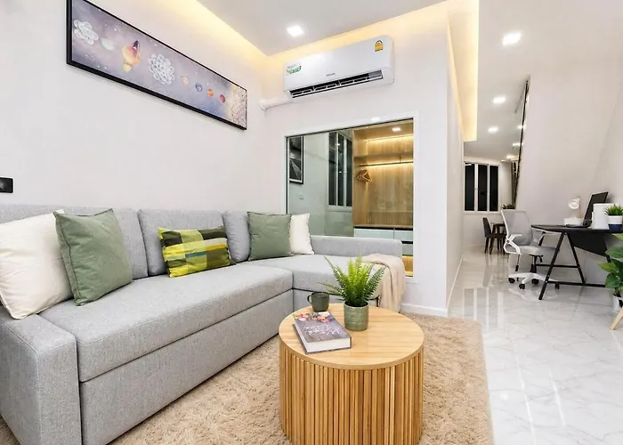 ヴィラ 2 Bedroom Luxury & Spacious House In Sathorn バンコク都
