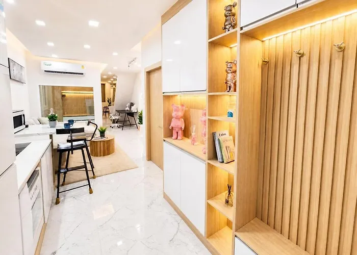 2 Bedroom Luxury & Spacious House In Sathorn *